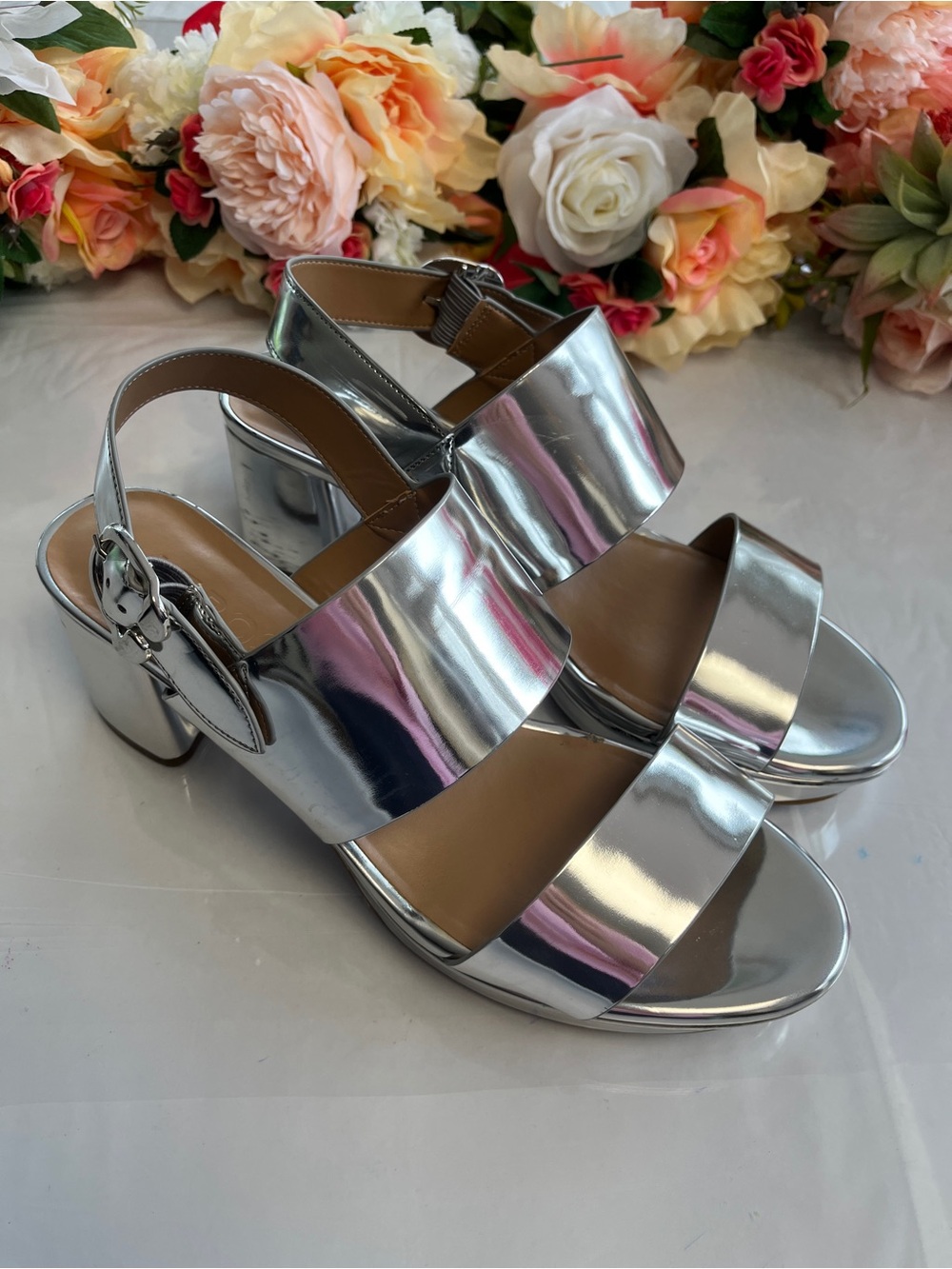 Aerosoles Camera Silver Metallic Platform Block Heel Sandals Size 12